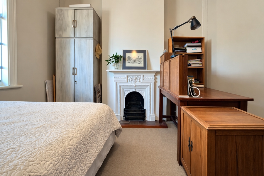 3 Bedroom Property for Sale in Wynberg Upper Western Cape